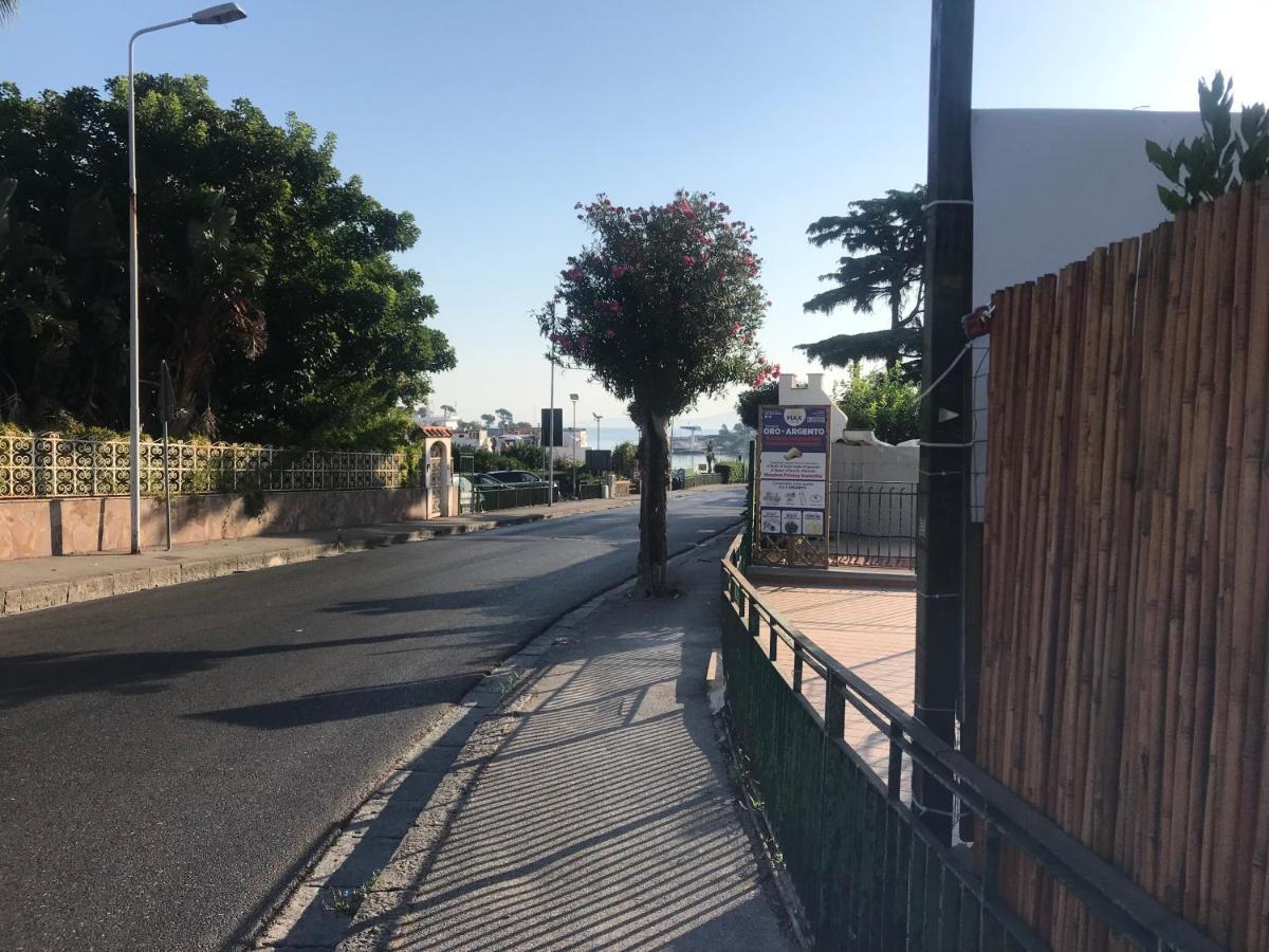 La Casetta Al Porto Di Ischia Exterior foto